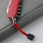 Červená nylonová šňůrka pro nože Victorinox